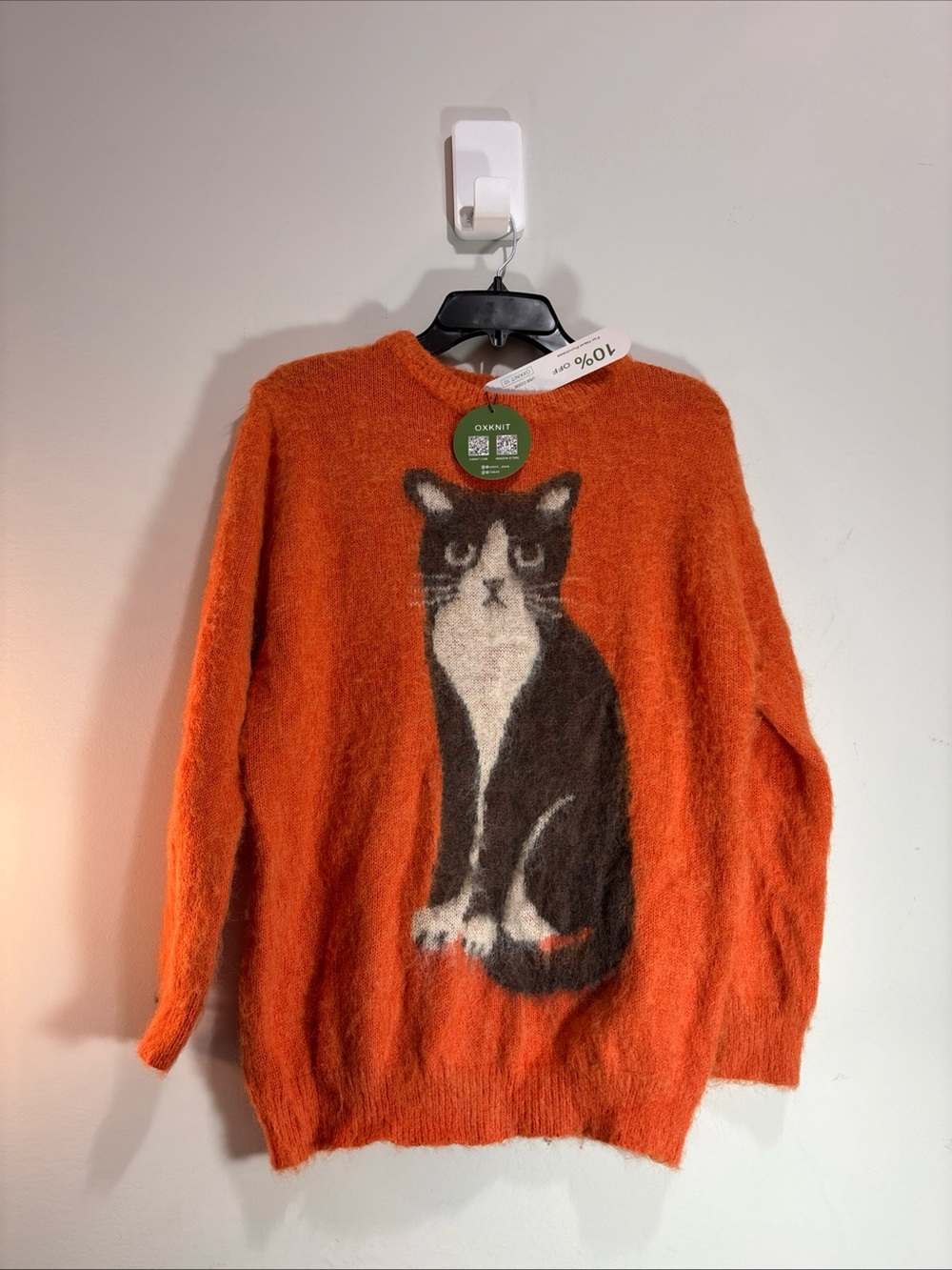Oxknit Orange Cat Motif Sweater - Cozy Graphic Knit. 1326